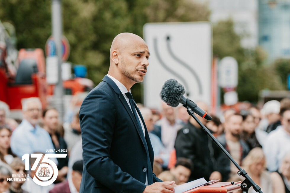 Thilo Cablitz, Abteilungsleiter der Abteilung für Öffentliche Sicherheit und Ordnung in der Berliner Senatsverwaltung für Inneres, bei seiner Ansprache