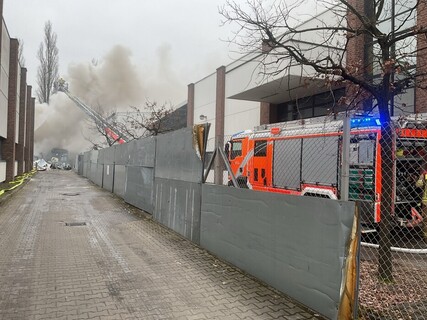 Rauchentwicklung aufgrund des Brandgeschehens