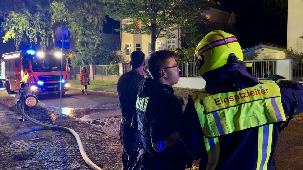 Einsatzleitung und Polizei