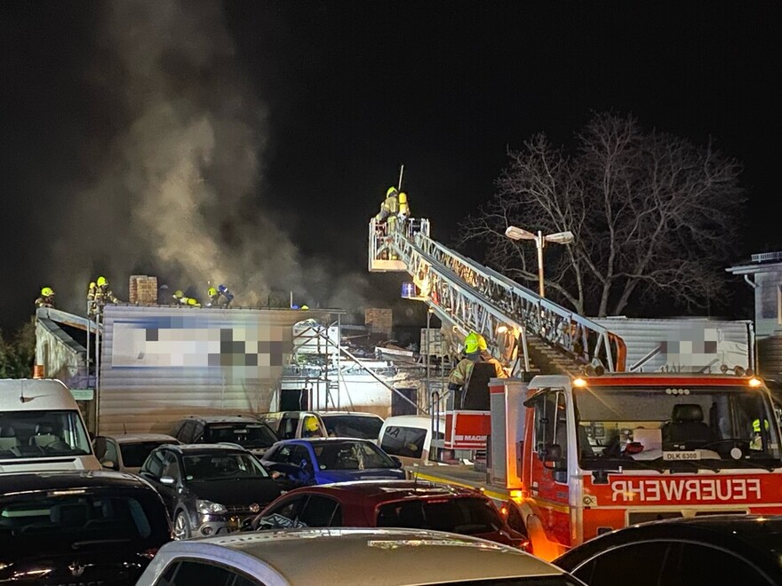 Brandbekämpfung über Drehleiter