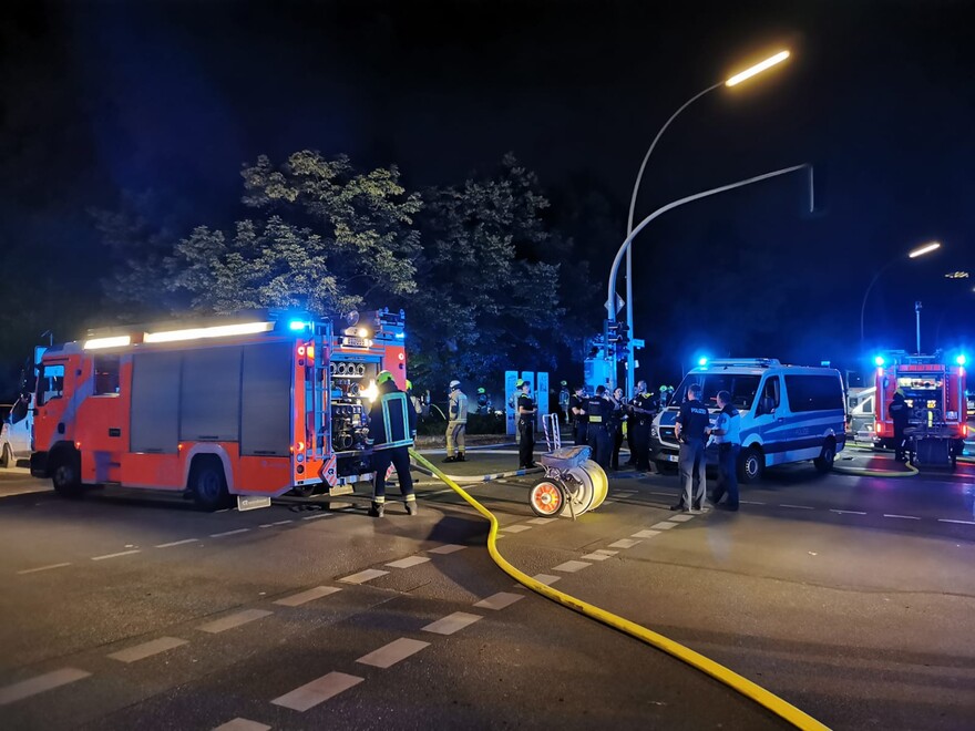 PKW Brand in Kreuzberg Löschwasserversorgung