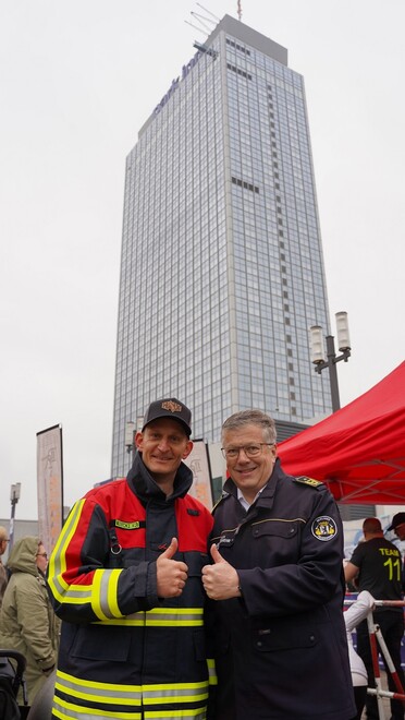 Dr. Karten Homrighausen zusammen mit dem Organisator Martin Teucher