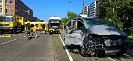 Einsatzstelle mit entgleister Tram 