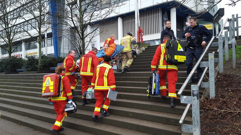 Fahrzeuge auf der Einsatzstelle