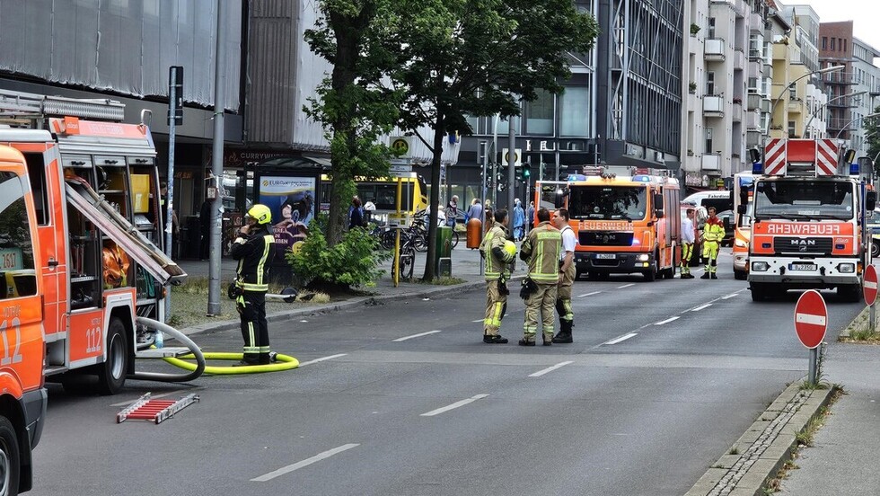 Vor der Einsatzstelle