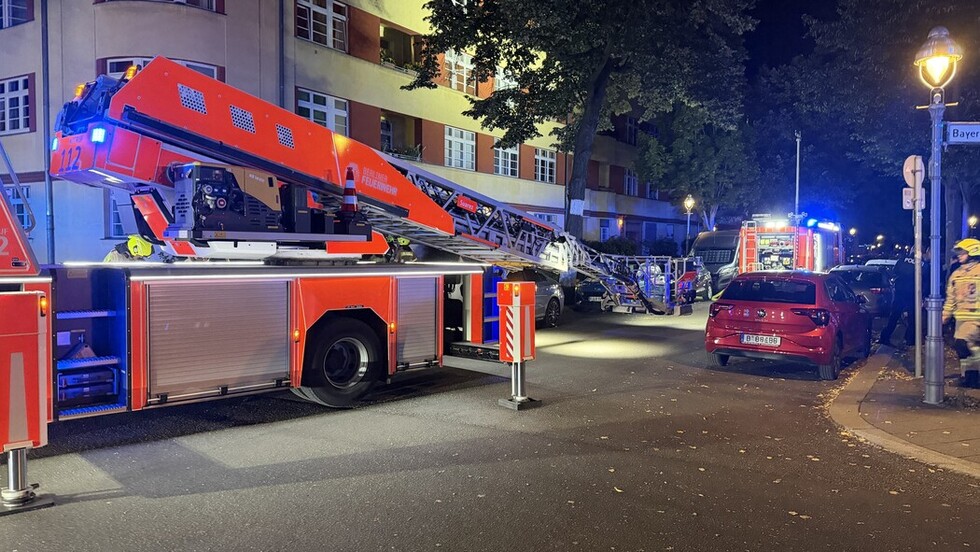 Drehleiter in Anleiterbereitschaft