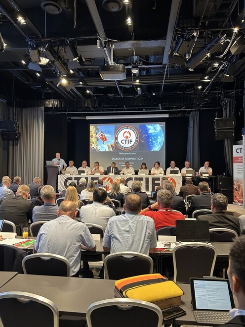 Delegation im Konferenzraum