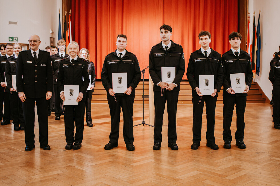 Ernennungen & Beförderungen Dezember 2025