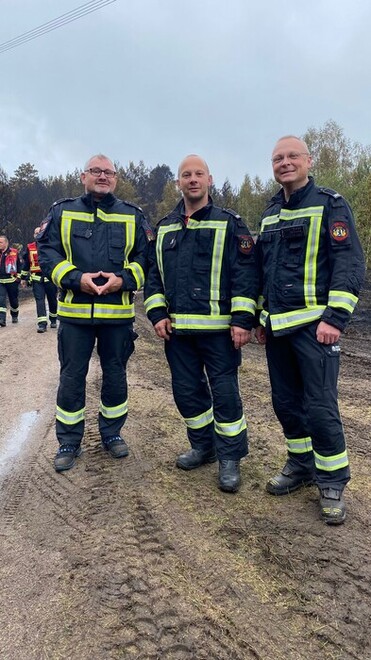 Kameraden der Freiwilligen Feuerwehr