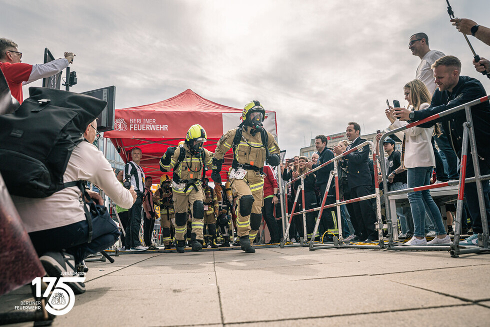 14. Berlin Firefighter Stairrun im 175. Jubiläumsjahr der Berliner Feuerwehr