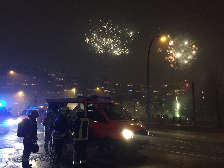 Feuer Balkon Baumschulenweg