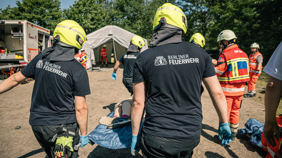 Patienten werden transportiert