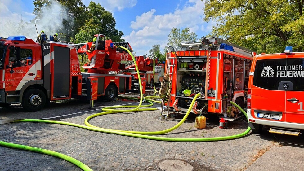 Fahrzeuge an der Einsatzstelle