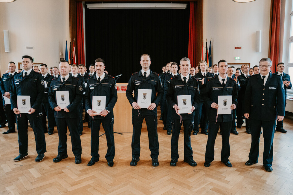 Feierliche Ernennungen und Beförderungen bei der Berliner Feuerwehr März 2026