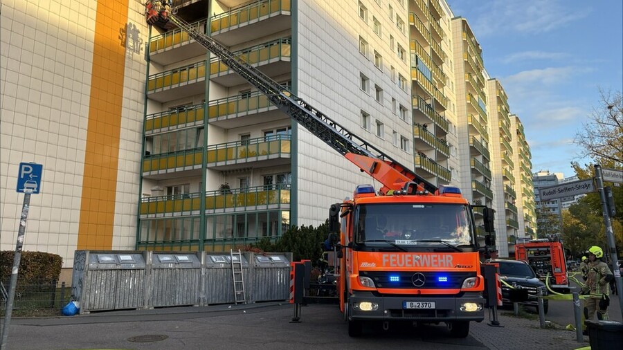 DLK an der Einsatzstelle