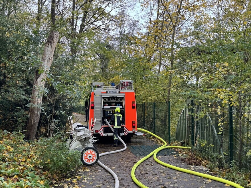 Erschwerte Zugänglichkeit zur Einsatzstelle auf dem Bahngelände