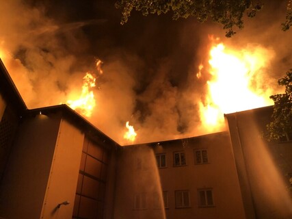 Symbolbild der Seite Großbrand in Abrissgebäude