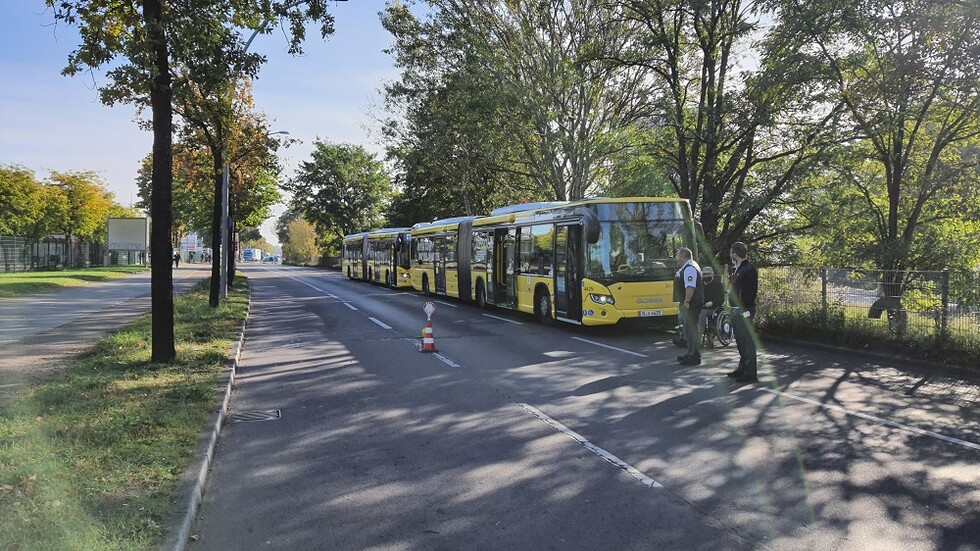 Wärmebusse der BVG im Bereitstellungsraum
