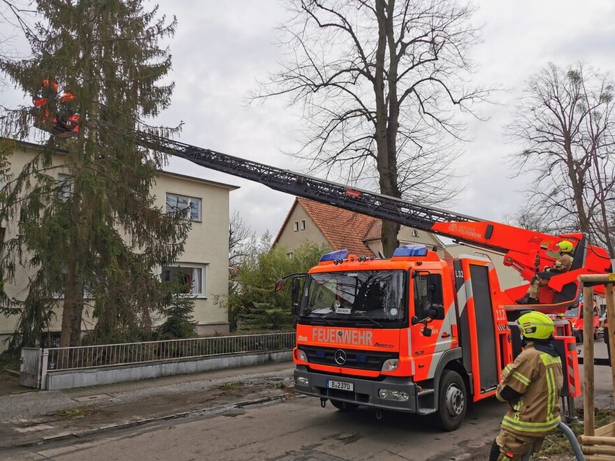 Drehleiter im Einsatz 