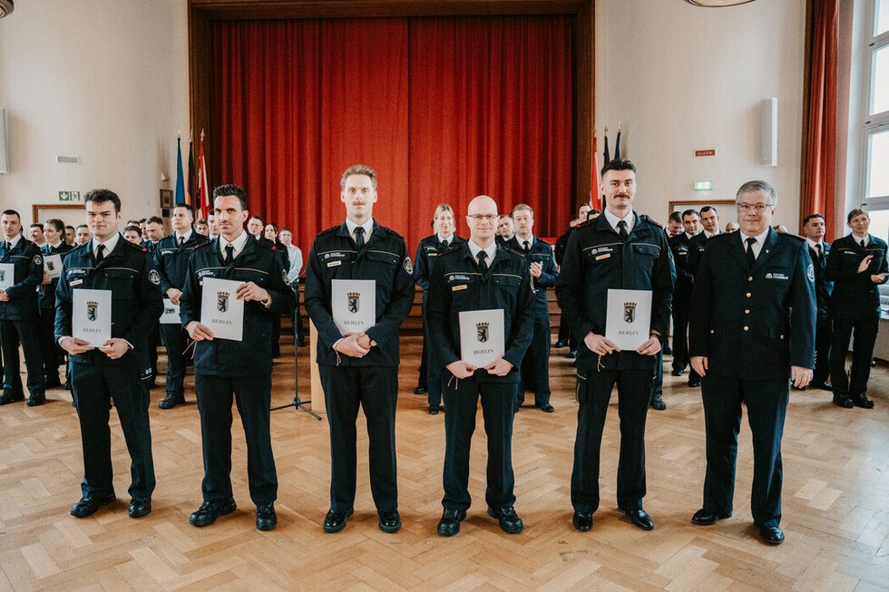 Feierliche Ernennungen und Beförderungen bei der Berliner Feuerwehr März 2026