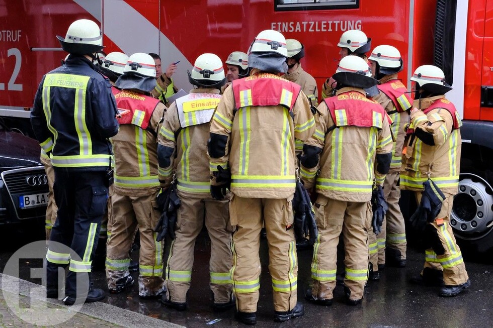 Besprechung der Einsatzleitung