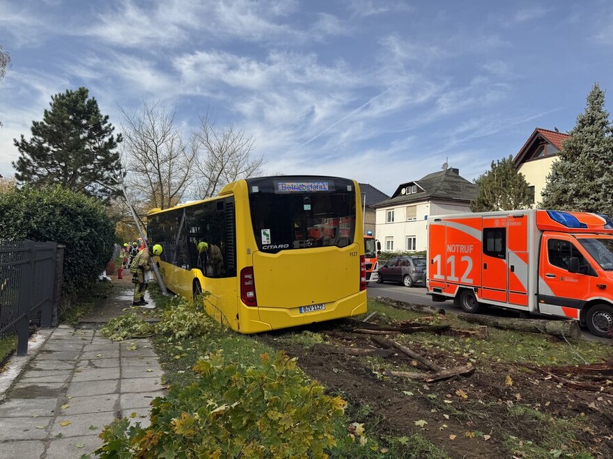 Verunfallter Linienbus