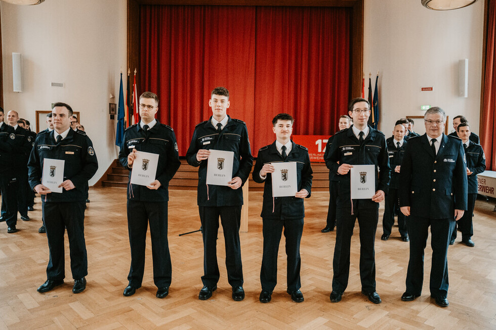 Feierliche Ernennungen und Beförderungen bei der Berliner Feuerwehr März 2026