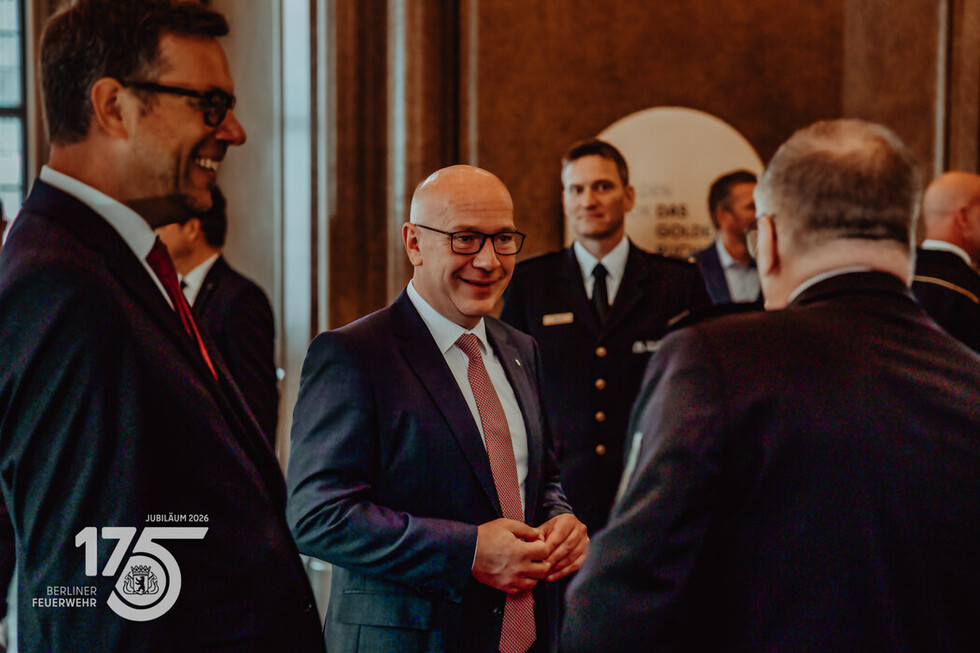 Der Regierende Bürgermeister von Berlin Kai Wegner beim Festakt im Roten Rathaus.