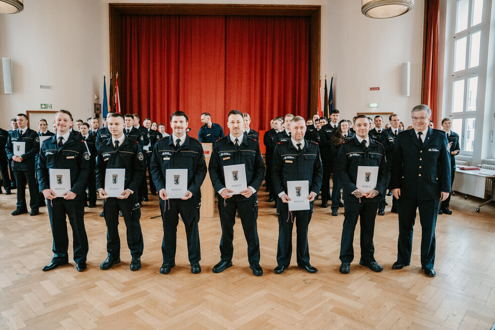 Feierliche Ernennungen und Beförderungen bei der Berliner Feuerwehr März 2026
