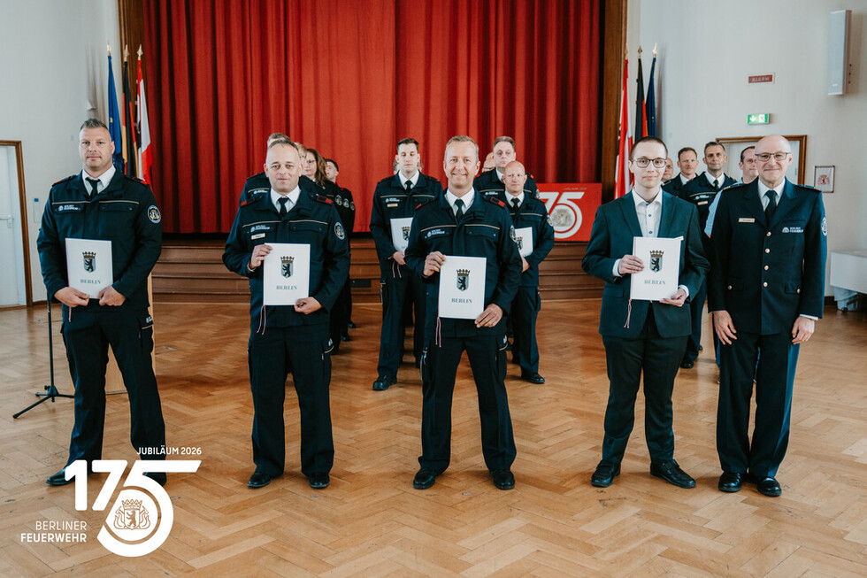 Feierliche Ernennung und Beförderung bei der Berliner Feuerwehr