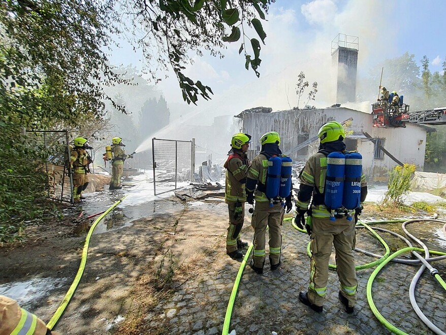 Atemschutztrupp wird eingewiesen