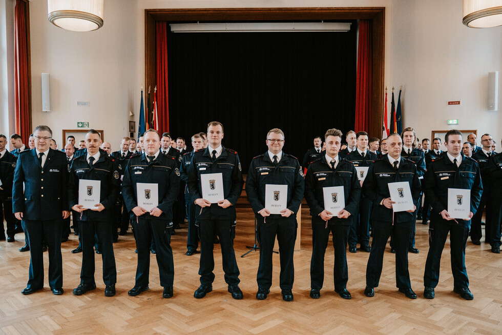 Feierliche Ernennungen und Beförderungen bei der Berliner Feuerwehr März 2026