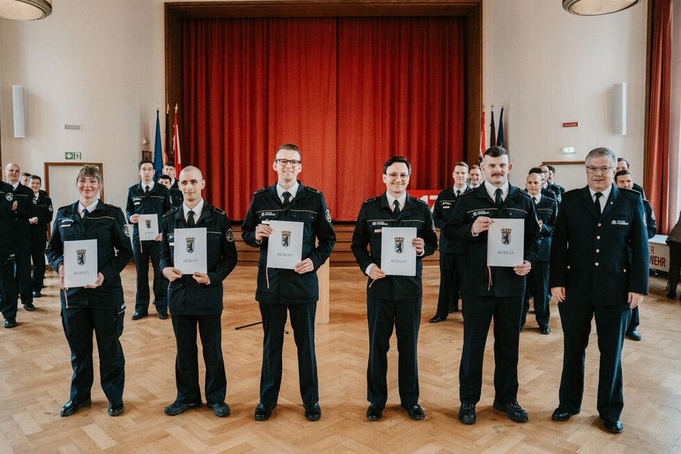 Feierliche Ernennungen und Beförderungen bei der Berliner Feuerwehr März 2026