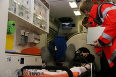 STEMO Innenansicht, Patient auf der Trage