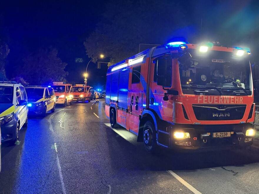 Löschfahrzeug an der Einsatzstelle