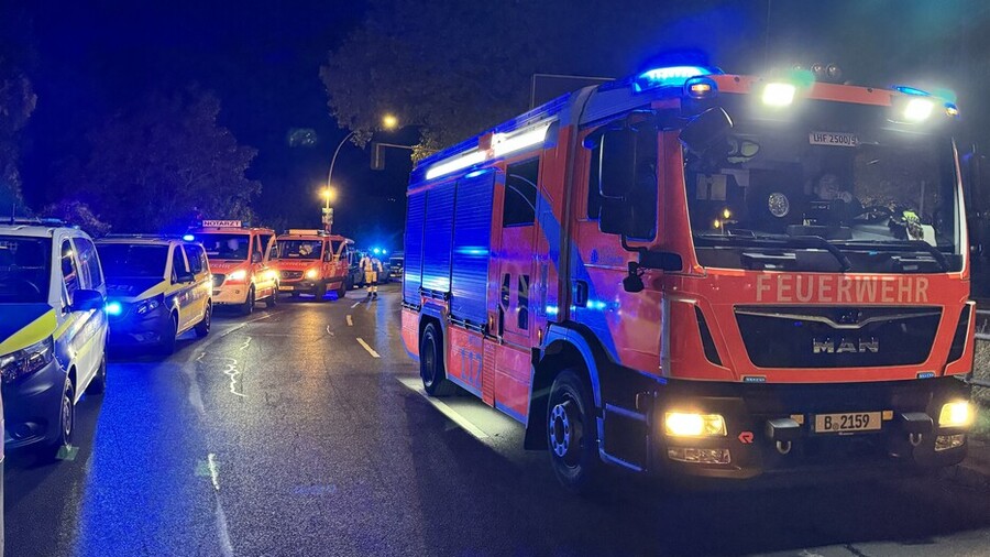Löschfahrzeug an der Einsatzstelle
