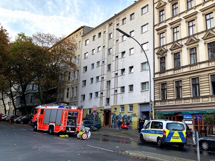 LHF an der Einsatzstelle in Schöneberg