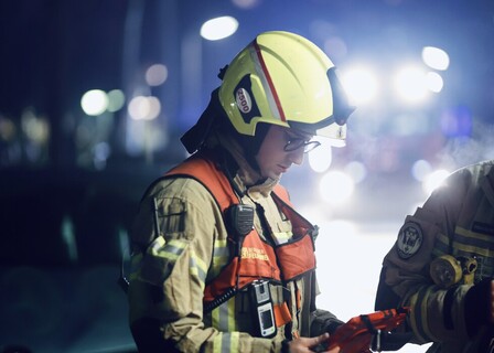 Staffelführer bei der Einteilung der Einsatzkräfte 