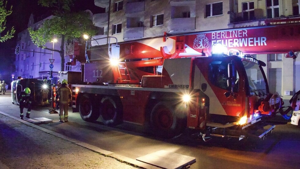 Feuerwehrkran an der Einsatzstelle