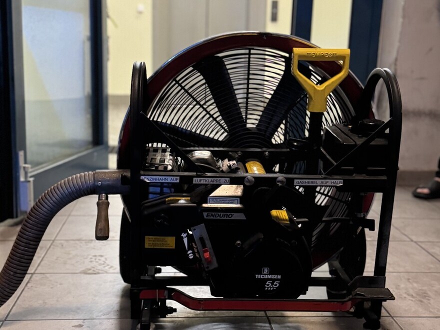 Druckbelüftung des Treppenraumes Druckbelüftung des Treppenraumes