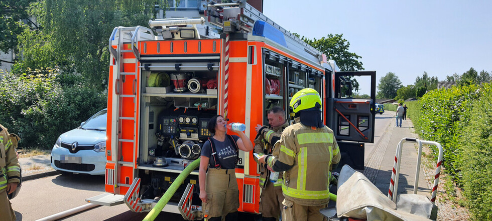 Atemschutztrupp der FF Staaken nach dem Einsatz.