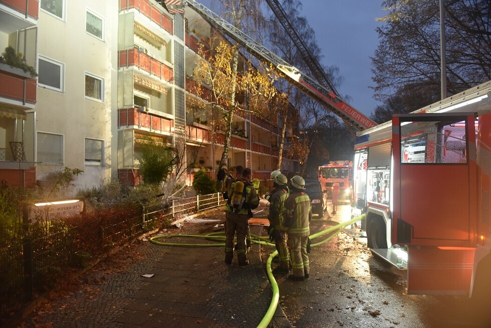 Absprache zwischen Einsatzkräften