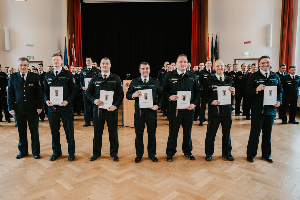 Feierliche Ernennungen und Beförderungen bei der Berliner Feuerwehr März 2026