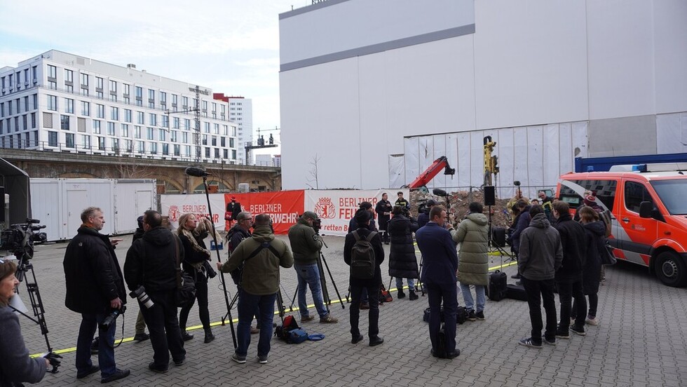 Medienvertretende bei der Pressekonferenz