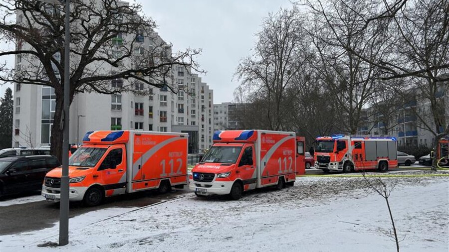 Einsatzfahrzeuge an der Einsatzstelle