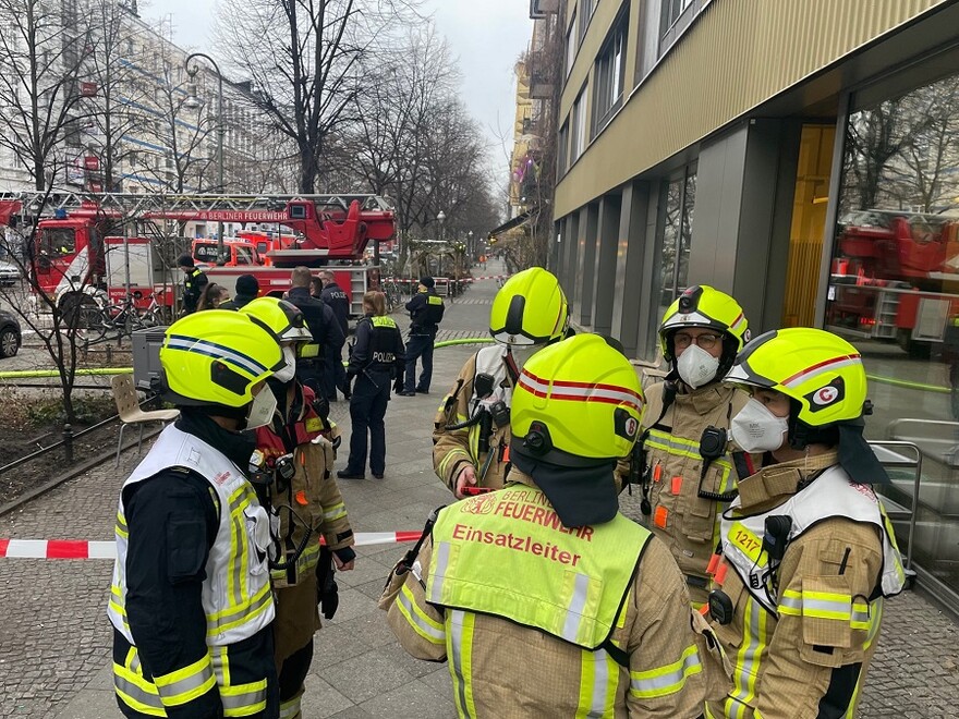 Lagebesprechung der Einsatzleitung