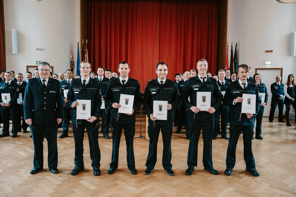 Feierliche Ernennungen und Beförderungen bei der Berliner Feuerwehr März 2026