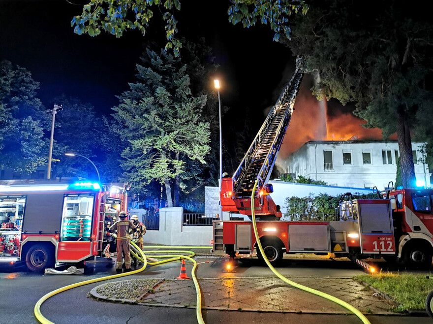 Brandbekämpfung über DLK