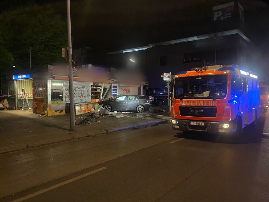 Lösch- und Hilfeleistungsfahrzeug in der Einsatzstelle