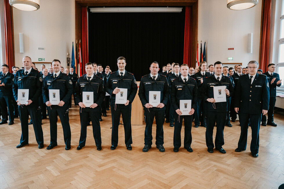 Feierliche Ernennungen und Beförderungen bei der Berliner Feuerwehr März 2026